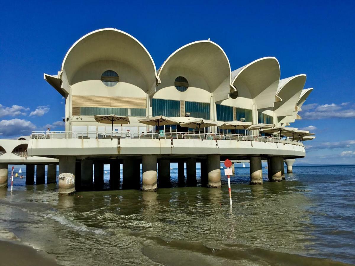 Sparkling Holiday Lignano Sabbiadoro Exterior foto